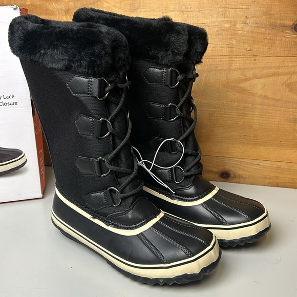 NIB Women’s Tall JBU Winter Boot Snowy Black Cozy Insole - Picture 3 of 5